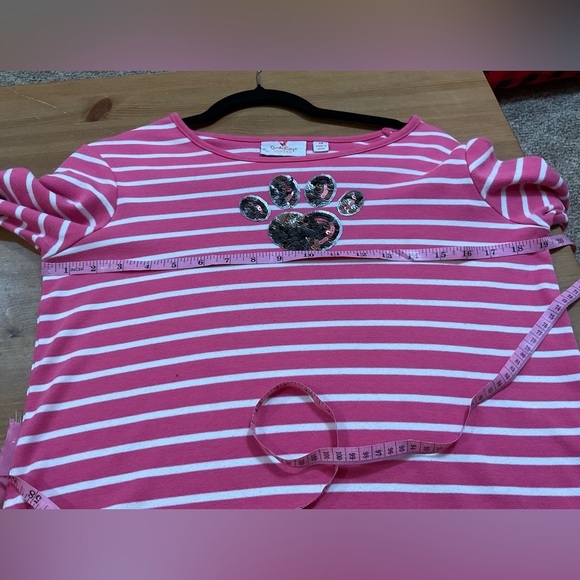 Quacker Factory: Pink and white striped top with a sequin embellished paw print - Picture 5 of 7